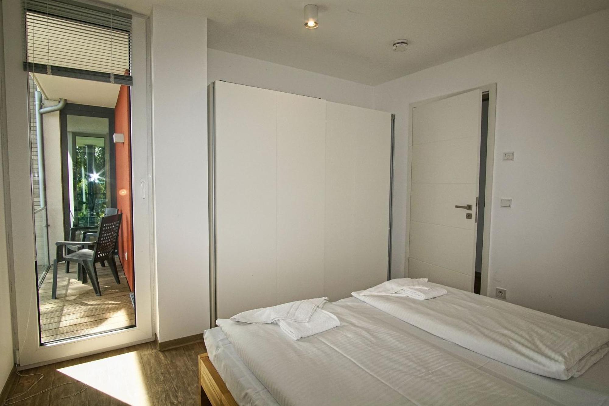Haus Hafenkieker Fewo 08 - Balkon, Hafenblick Putbus Dış mekan fotoğraf